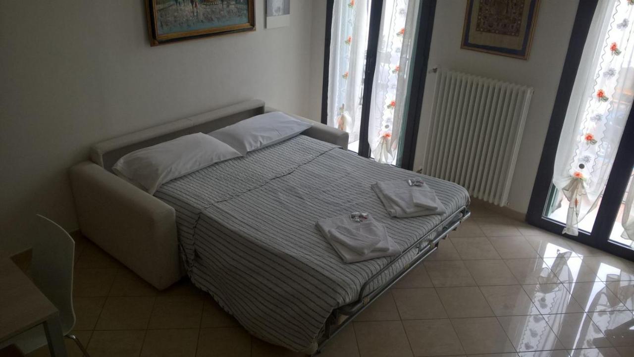 Casa Cuore - Love Pets - Fronte Ospedale Sacro Cuore เนกรา ภายนอก รูปภาพ